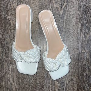 BRAND NEW White Summer Sandals with 2in Heel